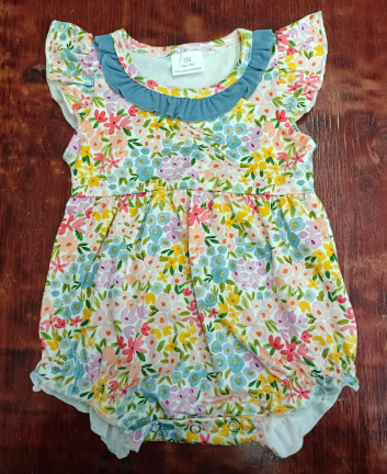 Preorder moq 5 Baby Girls Flutter Sleeves Floral Ruffle Rompers
