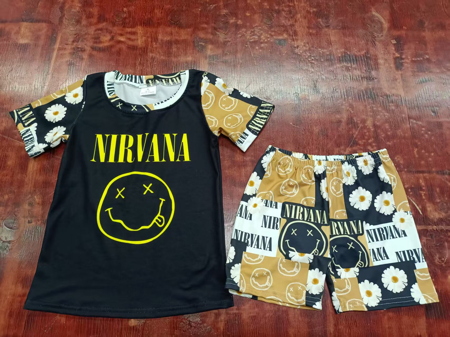 Preorder moq 5 Baby Boys Black Short Sleeves Smiles Top Short Pajamas Set