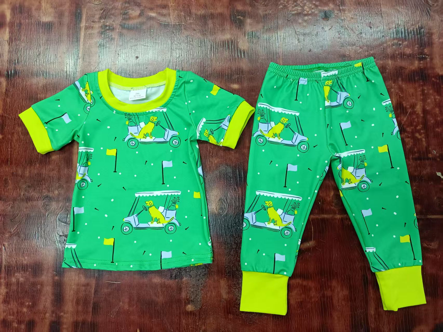 Preorder moq 5 Baby Boys Green Short Sleeves Golf Trucks Flags Top Pant Pajamas Set