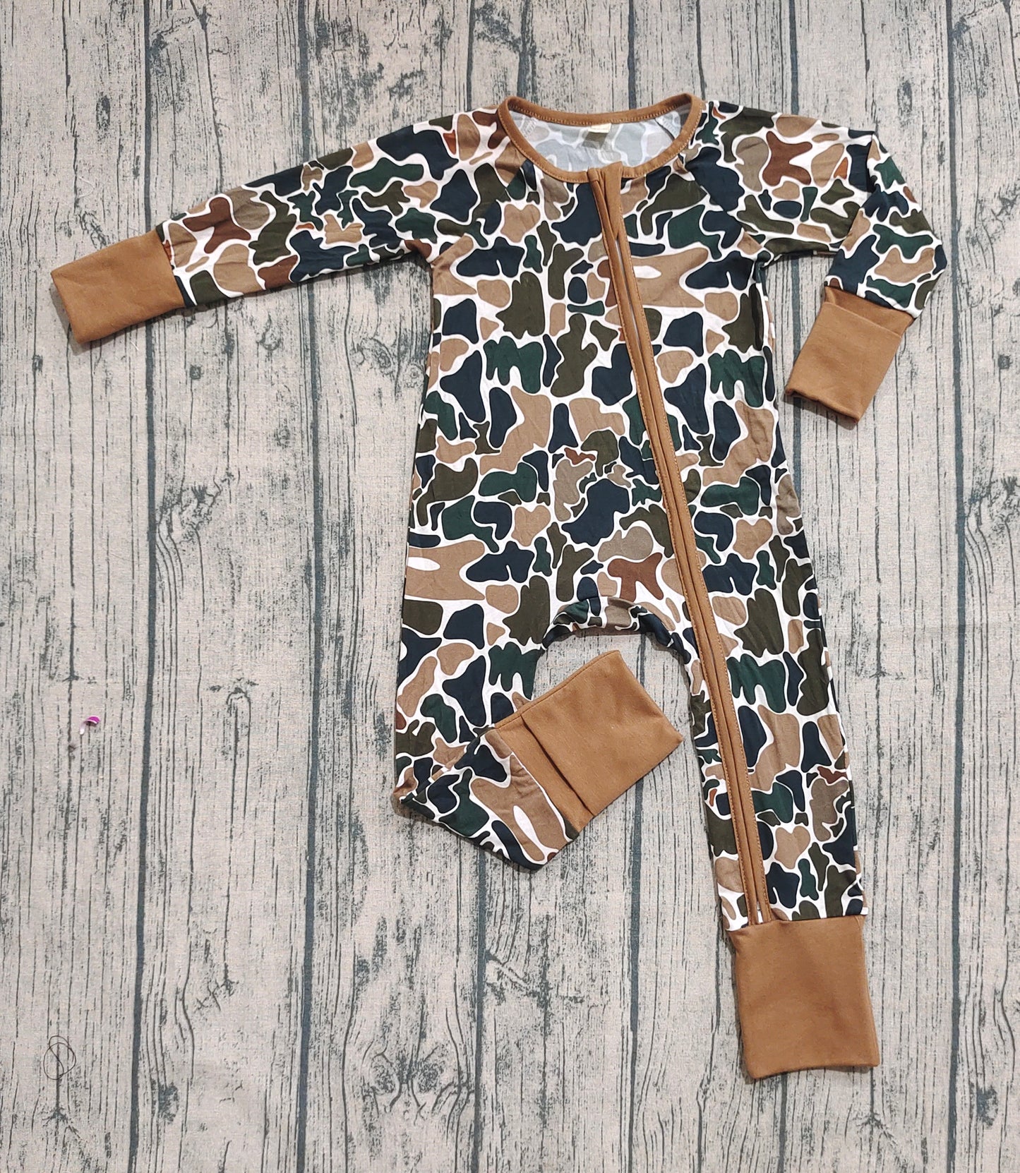 Preorder (moq 20)Baby Boys Bamboo Long Sleeves Brown Camo Western Zipper Romper