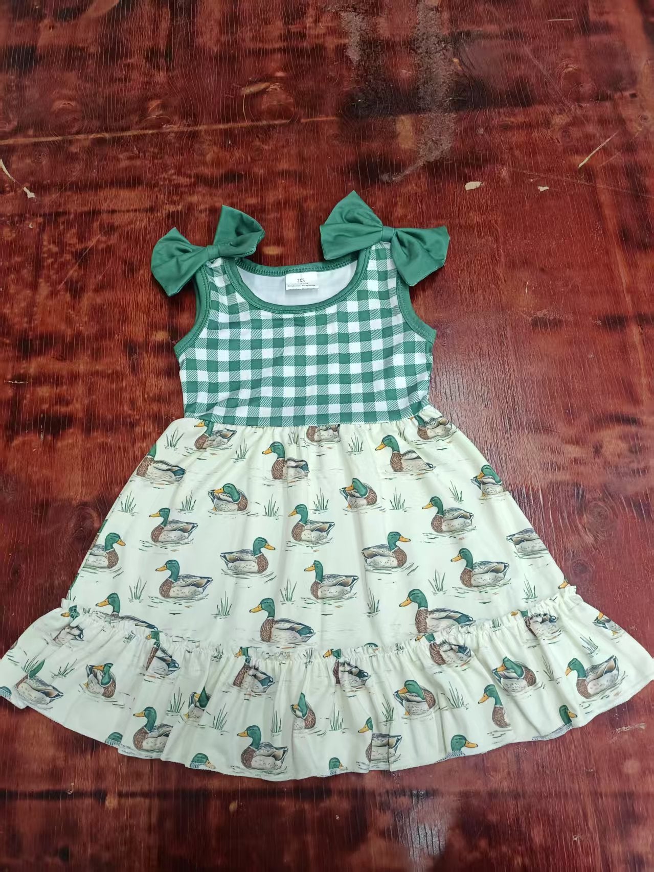 Preorder moq 5 Baby Girls Sleeveless Green Plaid Ducks Knee Length Dresses