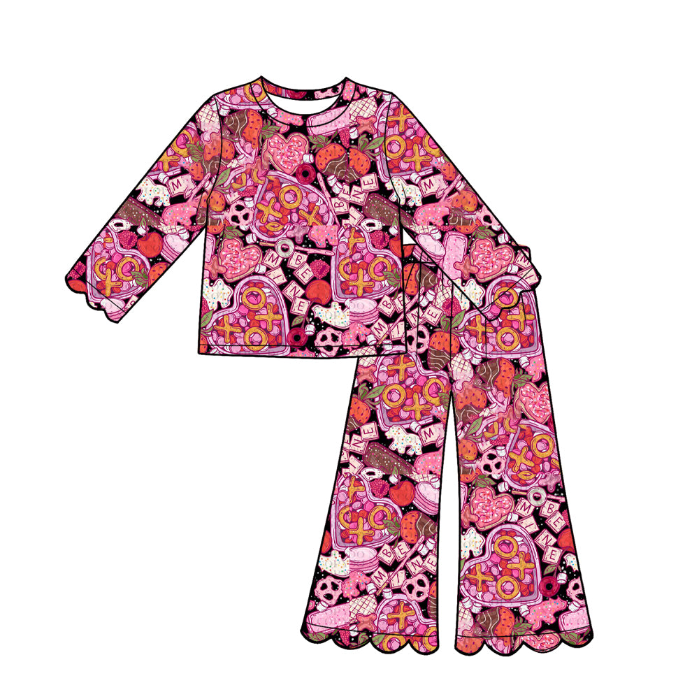 Preorder (moq 5) Baby Girl Clothes Valentine Cookie Candy Print Long‑Sleeve Top Scalloped Flare Pants Set