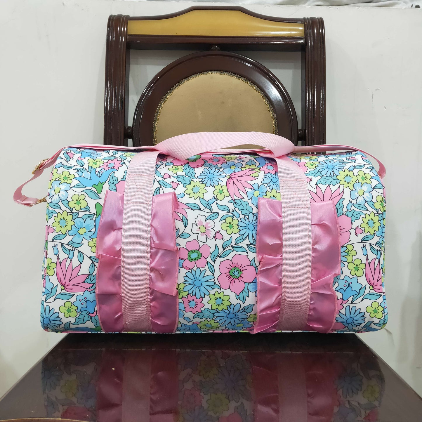 USA Shop Colorful Flowers Ruffle Gym Bags