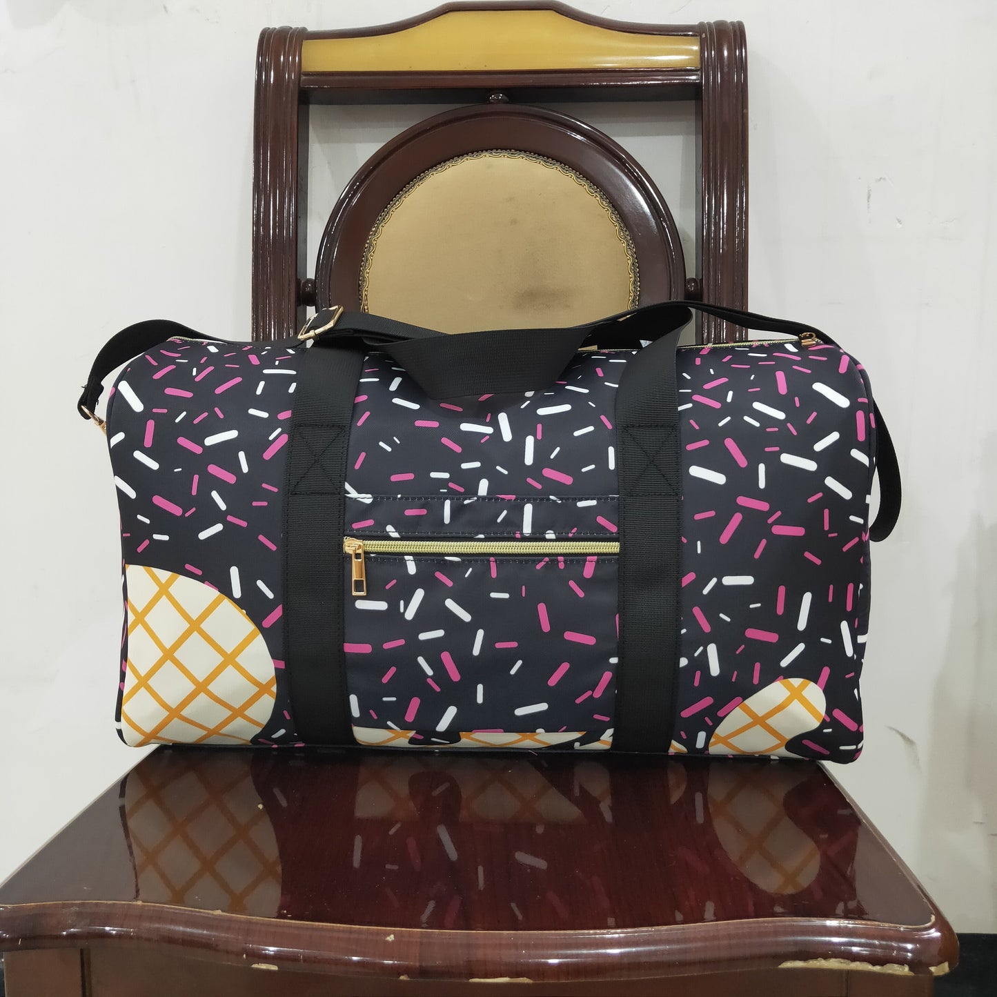 USA Shop Black Sprinkles Drip Team Gym Bags
