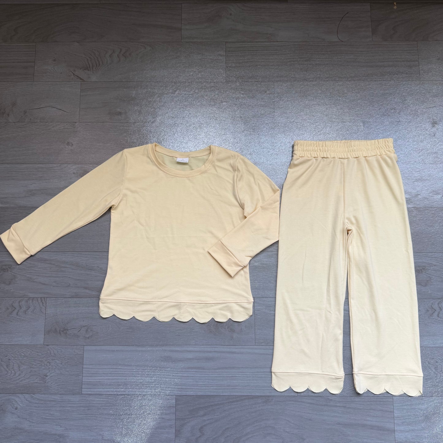 Baby Girls Yellow Long Sleeve Top Pants Scallop Pajamas Clothes Sets