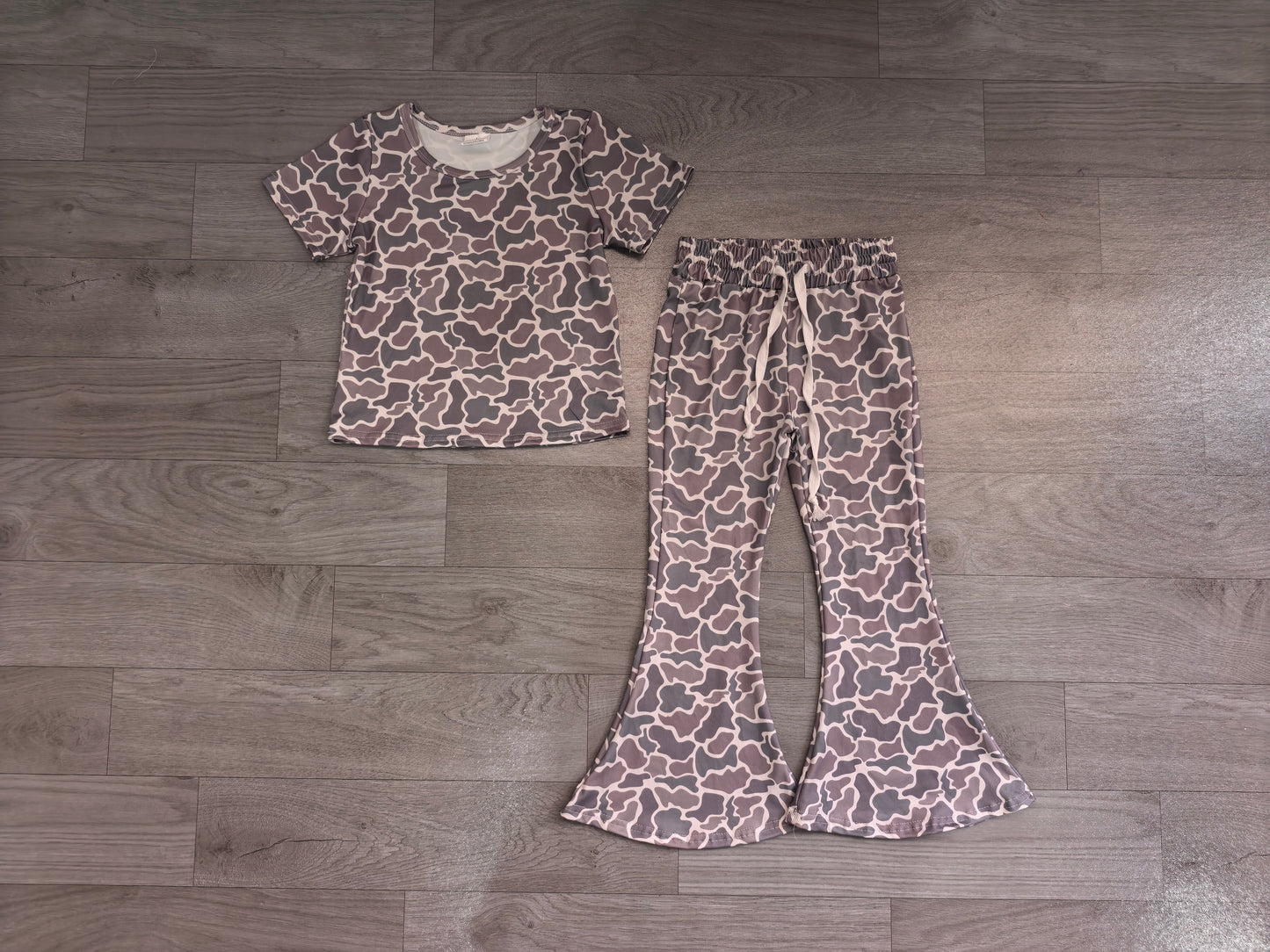 Baby Girls Short Sleeve Camo Shirts Top Bell Bottom Pant Clothes Sets Preorder