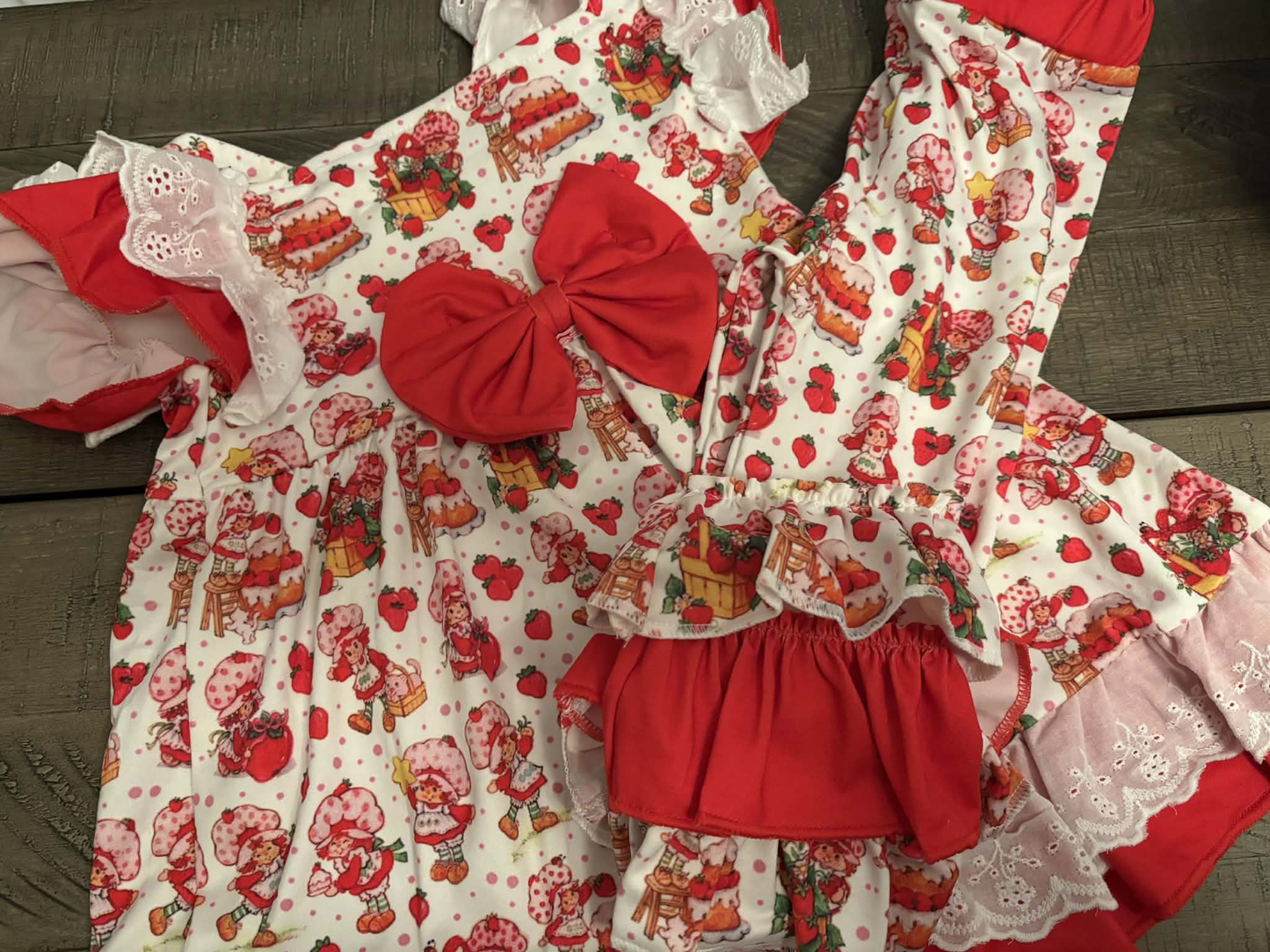 Baby Girls Flutter Sleeve Strawberry Cakes Tunic Ruffle Short Clothes Sets Preorder