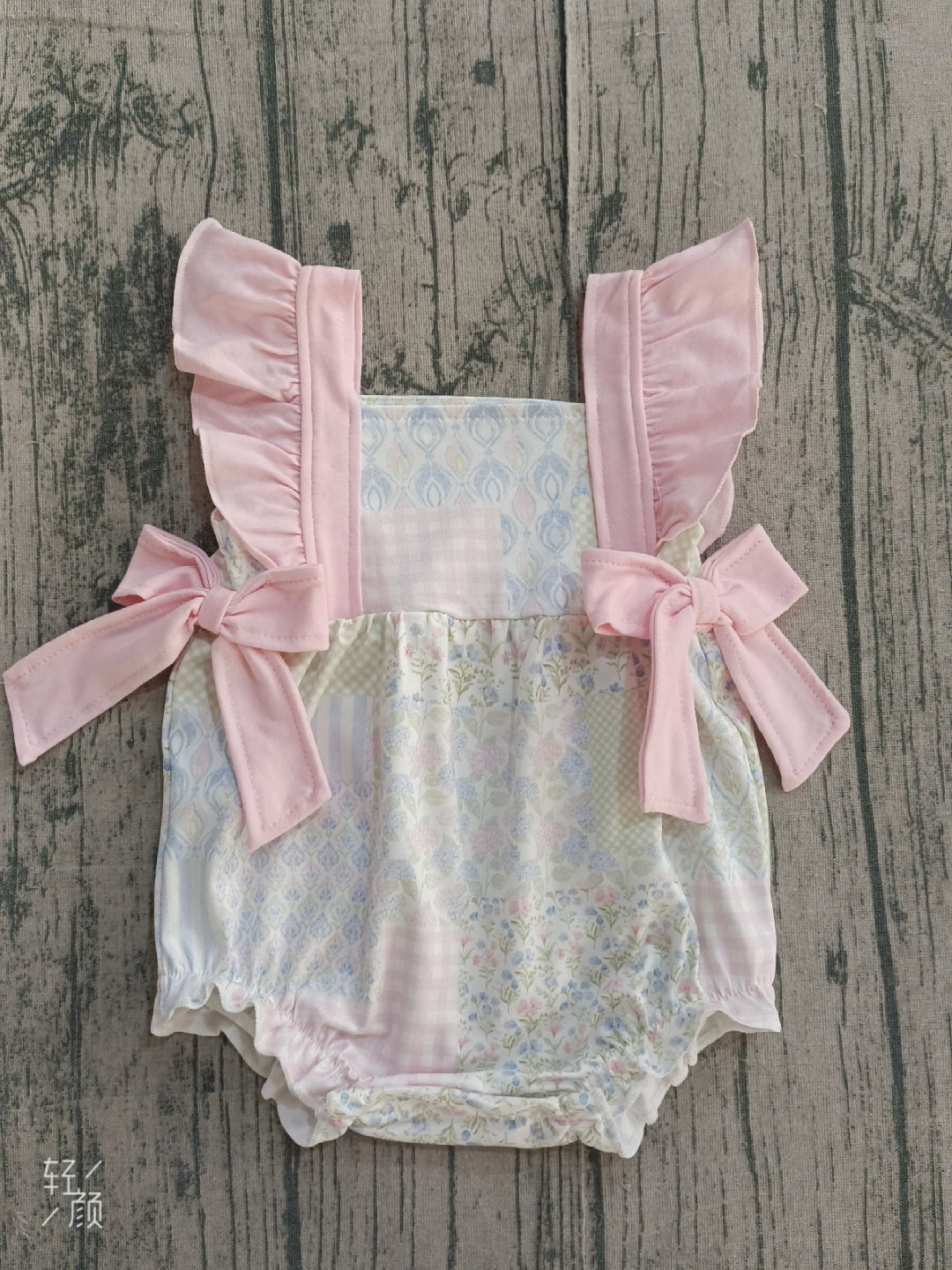 Baby Girls Pink Flutter Sleeve Bows Flowers Checked Ruffle Rompers