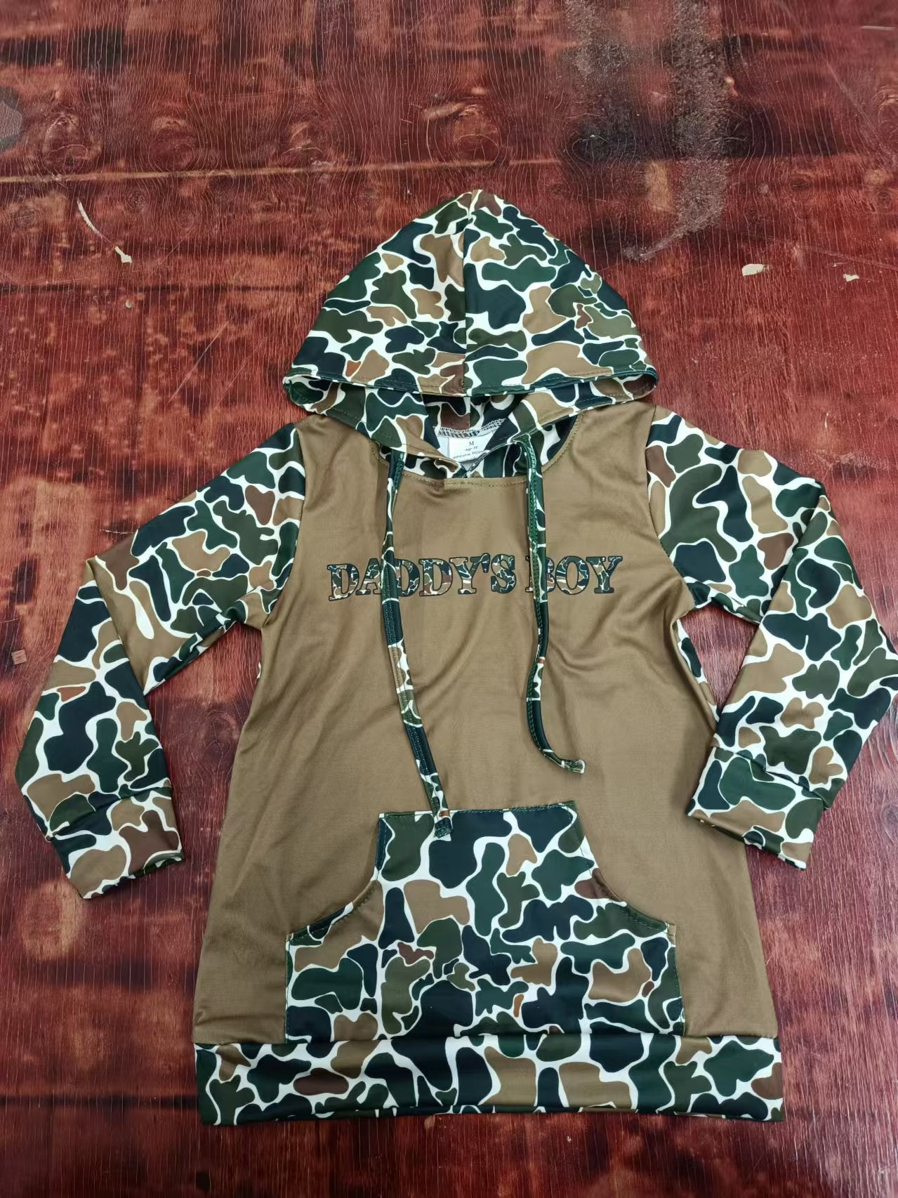 Preorder (moq 5)Baby Boys Brown Duck Camo Hooded Daddy's Boy Tops