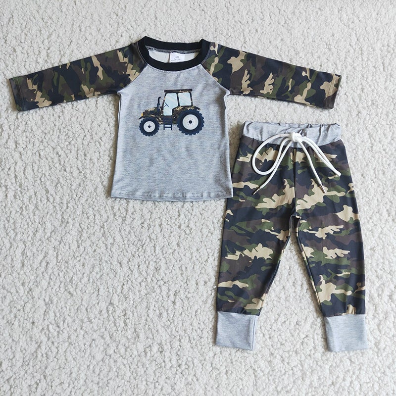 Boys Tractor camo set