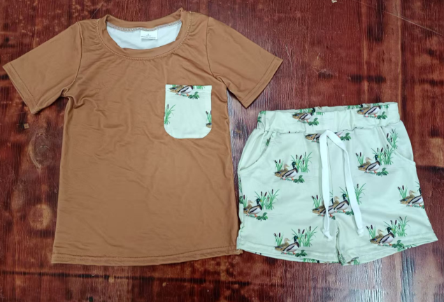 Preorder moq 5 Baby Boys Brown Short Sleeves Pocket Top Ducks Shorts Set