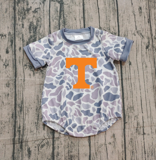Preorder (moq 5)Baby Boys Grey Camo T Team Rompers