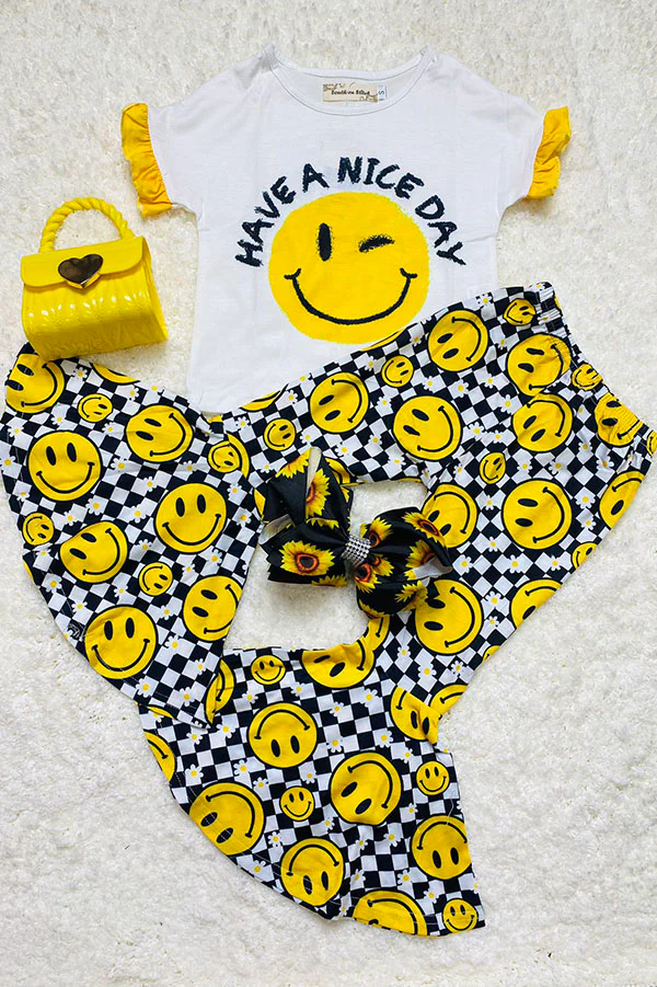 Baby Girls Smile Short Sleeve Tee Top Bell Pants Clothes Sets Preorder(moq 5)