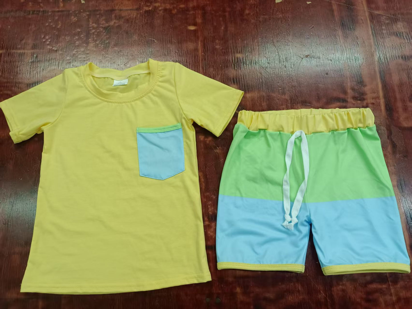 Preorder moq 5 Baby Boys Yellow Short Sleeves Pocket Top Patchwork Short With Belt Set