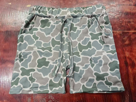 Preorder moq 5 Baby Boys Green Camo Pockets Shorts Bottoms With Belt