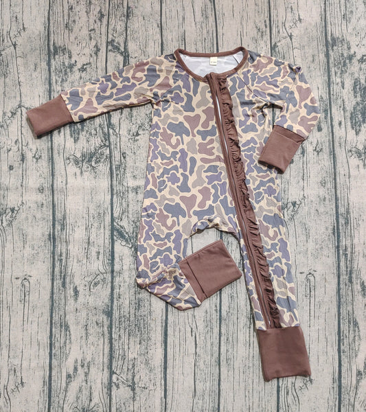 Preorder (moq 20)Baby Girls Bamboo Long Sleeves Khaki Camo Western Ruffle Zipper Romper