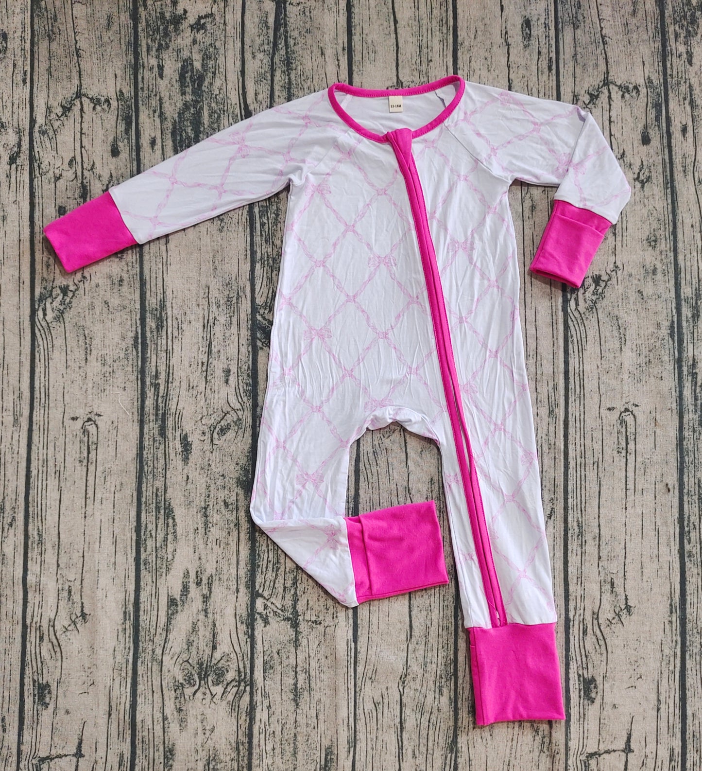 Preorder (moq 20)Baby Boys Bamboo Long Sleeves Light Pink Bows Plaid Zipper Rompers
