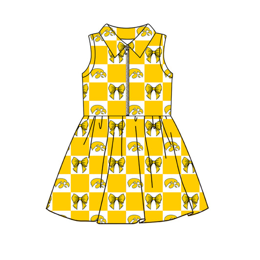 Preorder (moq 5) Baby Girls Sleeveless Bows Lowa Hawkeyes Checked Team Zip Knee Length Dress