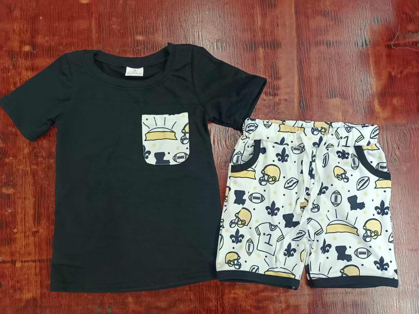 Preorder moq 5 Baby Boys Black Short Sleeves Pocket Top Footballs Hats Shorts Set