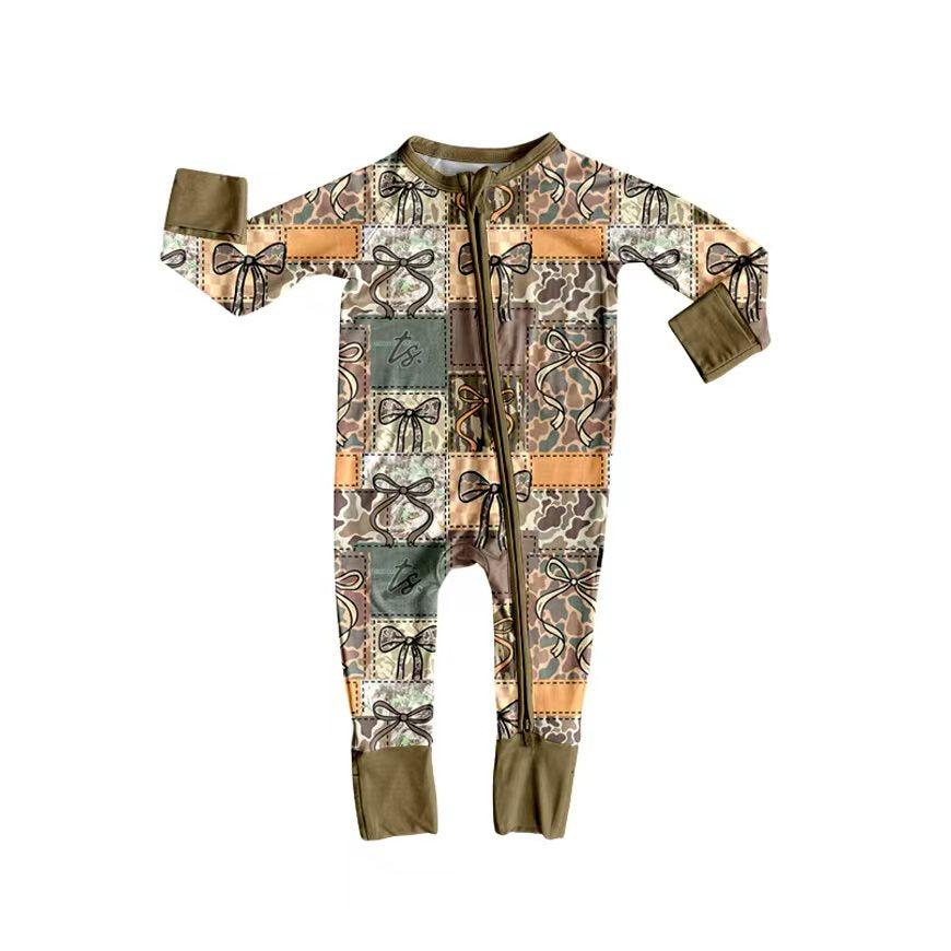 Preorder (moq 20)Baby Boys Bamboo Camo Bows Print Western Zippy Footie Rompers