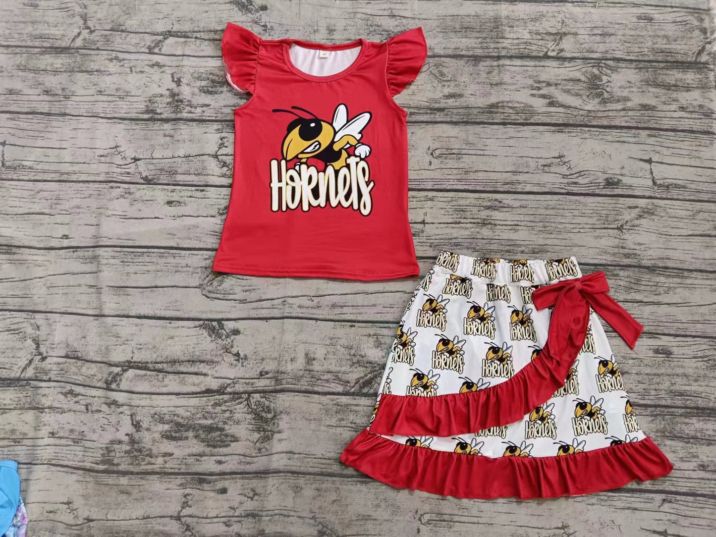 Preorder moq 5 Baby Girls Red Flutter Sleeves Hornets Top Ruffle Skirts Set
