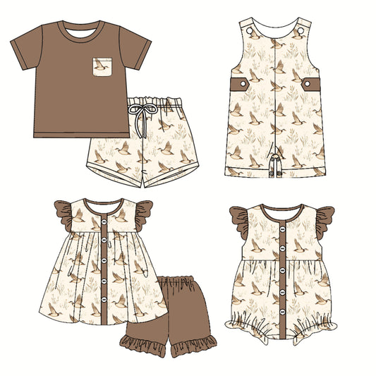 Preorder moq 5 Custom Baby Kids Brown Button Pocket Ducks Top Short Sets Rompers