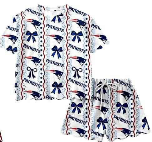 Preorder (moq 5)Baby Girls Patriots Bows Stripe Top Short Team Scallop Clothes Sets