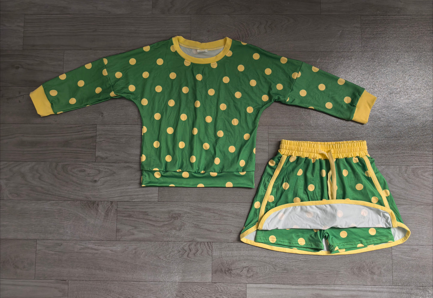 Baby Girls Green Polka Dots Long Sleeve Top Skirt Short Clothes Set Preorder