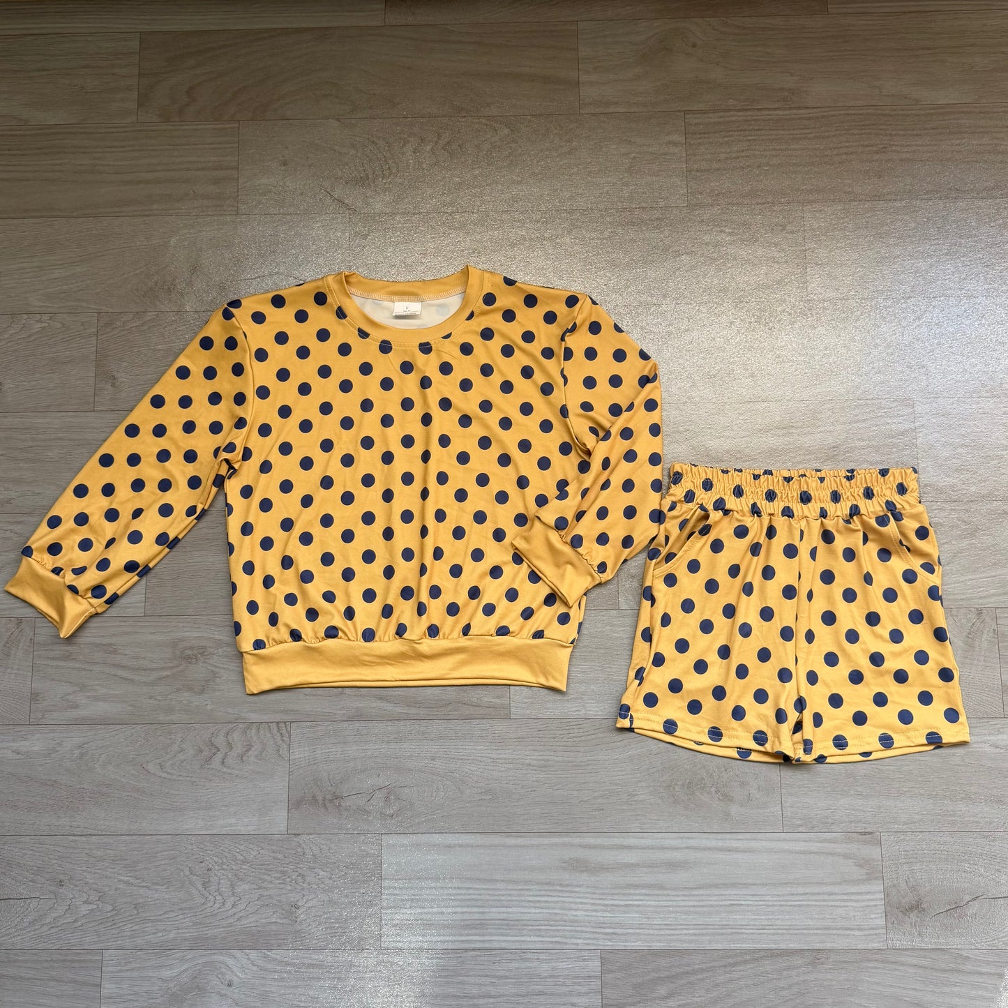 Baby Girls Gold Long Sleeve Polka Dots Top Pockets Short Clothes Set Preorder