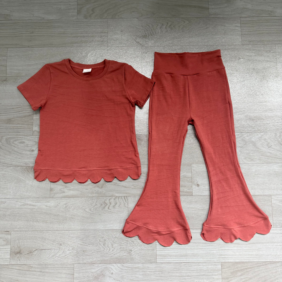 Baby Girls Brown Short Sleeve Shirts Top Flare Pant Scallop Clothes Sets Preorder
