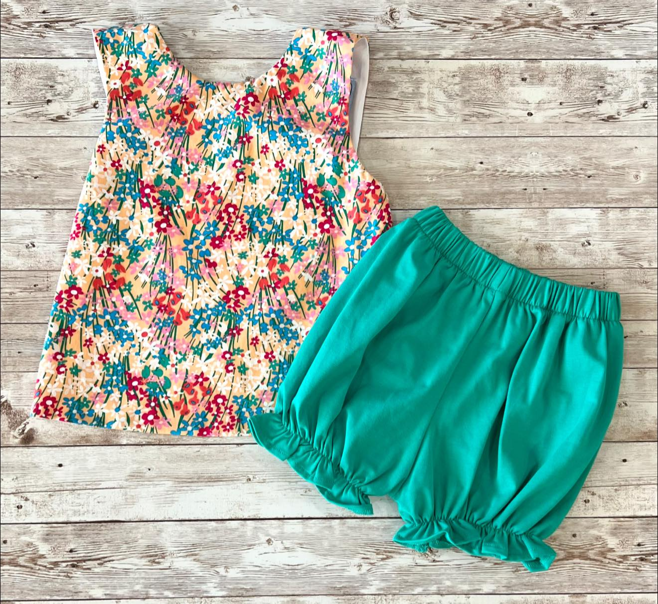 Baby Girls Sleeveless Flowers Tunic Green Ruffle Shorts Clothes Sets Preorder