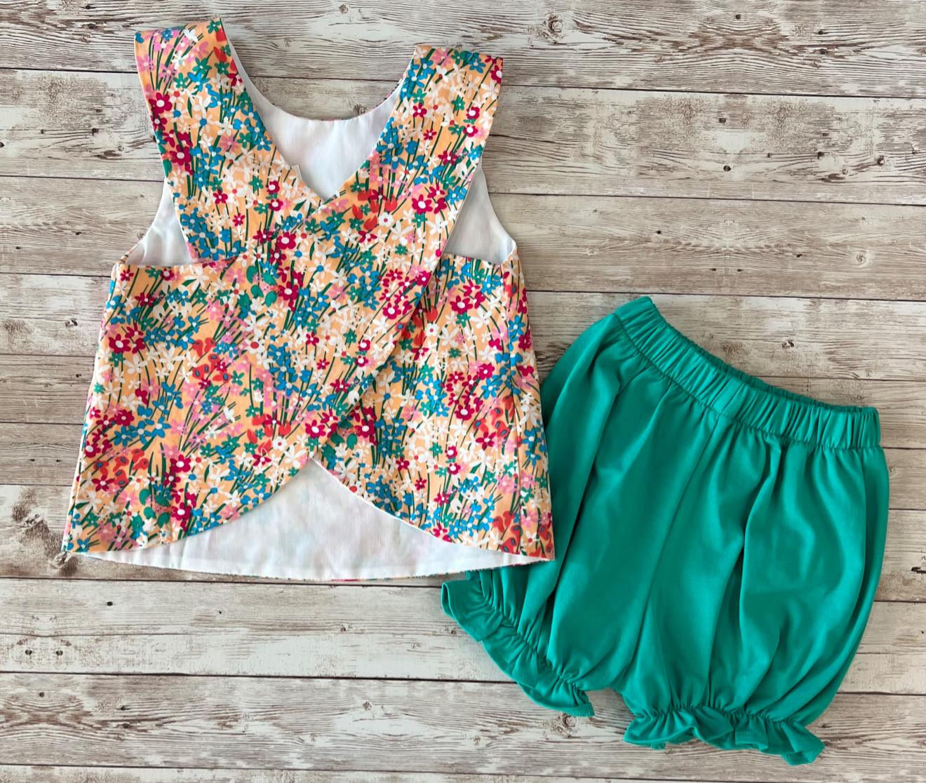 Baby Girls Sleeveless Flowers Tunic Green Ruffle Shorts Clothes Sets Preorder