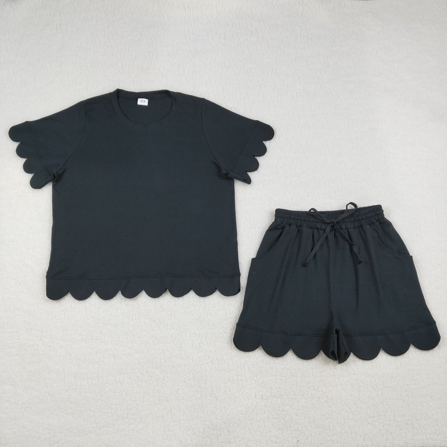 Mama and Me Girls Black Top Pockets Short Scallop Cotton Clothes Sets