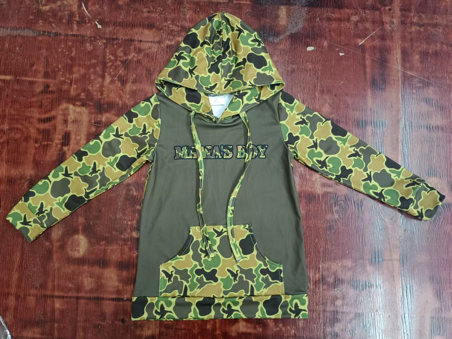 Preorder moq 5 Baby Boys Green Camo Long Sleeves Mama's Boy Pocket Hoodies Top