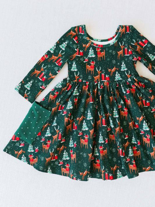 Baby Girls Winter Green Deer Pockets Knee Length Dresses preorder(moq 5)