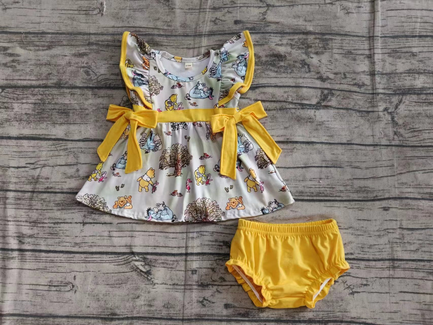 Preorder moq 5 Baby Girls Yellow Flutter Sleeves Bows Cartoon Bears Tunic Bummies Set