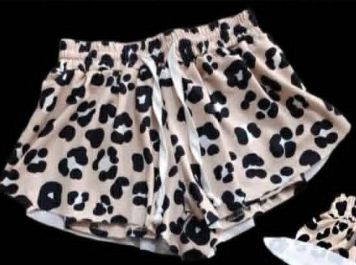 Preorder moq 5 Adult Women Black Leopard Ruffle Shorts Bottom
