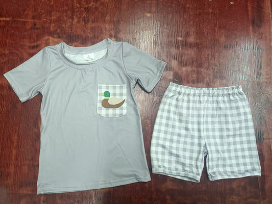 Preorder moq 5 Baby Boys Gray Short Sleeves Duck Pocket Top Plaid Short Set