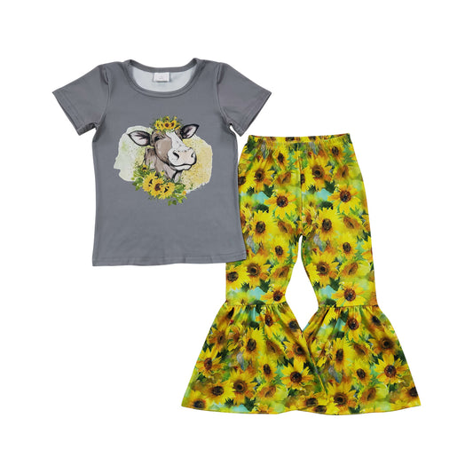 Grey heifer sunflower set