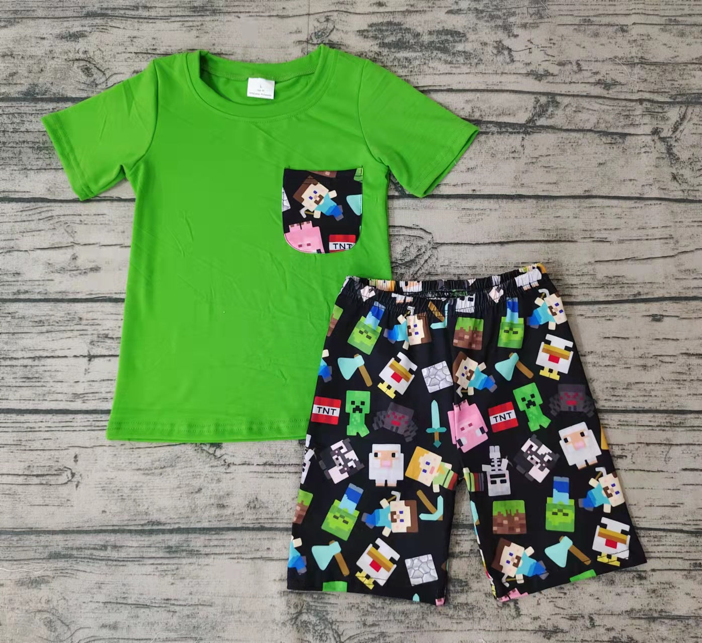 Baby boys cartoon green pocket shorts sets