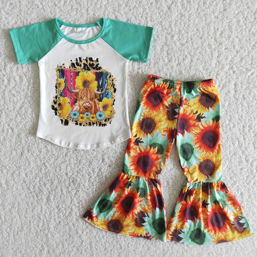 Green sunflower heifer bell set